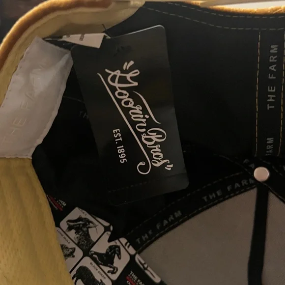 LION - GOORIN BROS. limited “ROYALTY” edition. Yellow Cap / mustard cap - NEW - Picture 7 of 10